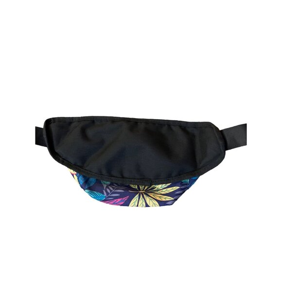Islander Fanny Waist Pack Used Tropical Pattern - Picture 8 of 11